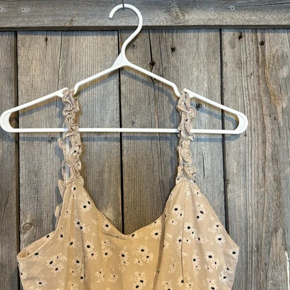 Floral Beige Jumpsuit size M - Picture 5 of 13